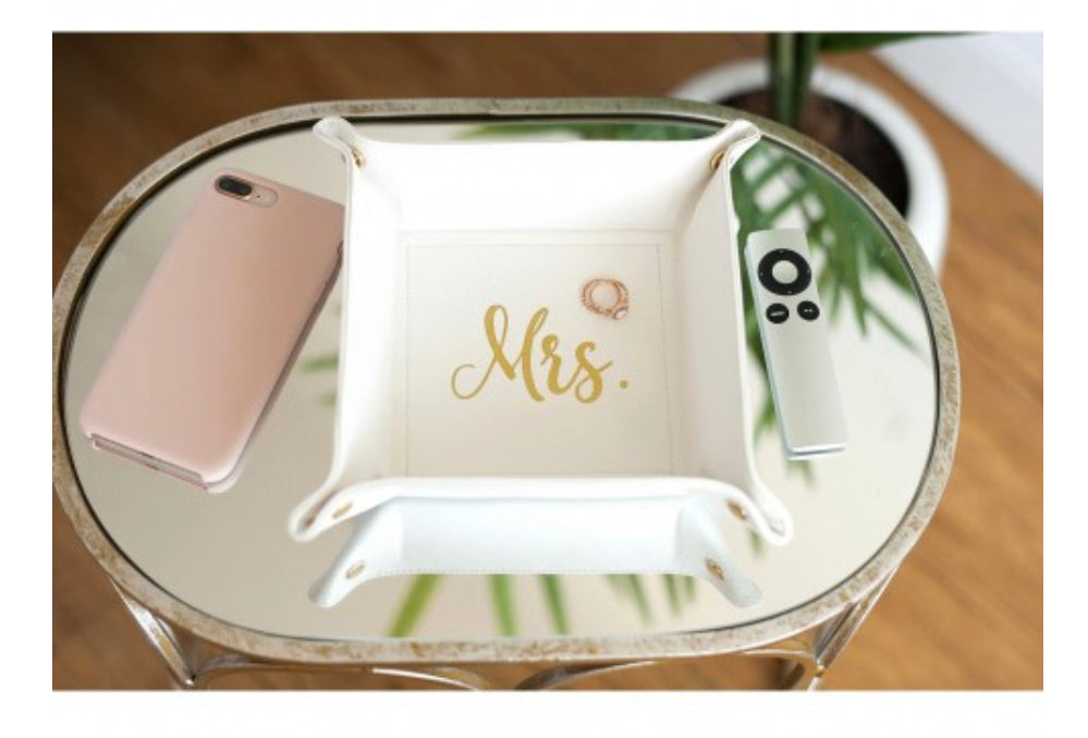 Creme Mrs. Trinket Tray - CAN NOT BE PERSONALIZED