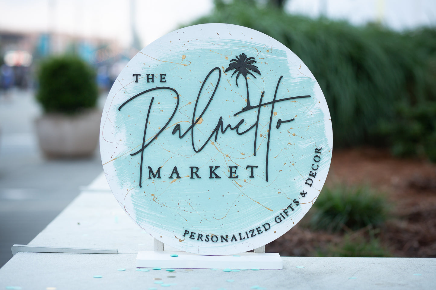 18” Custom Logo with (with hanger)