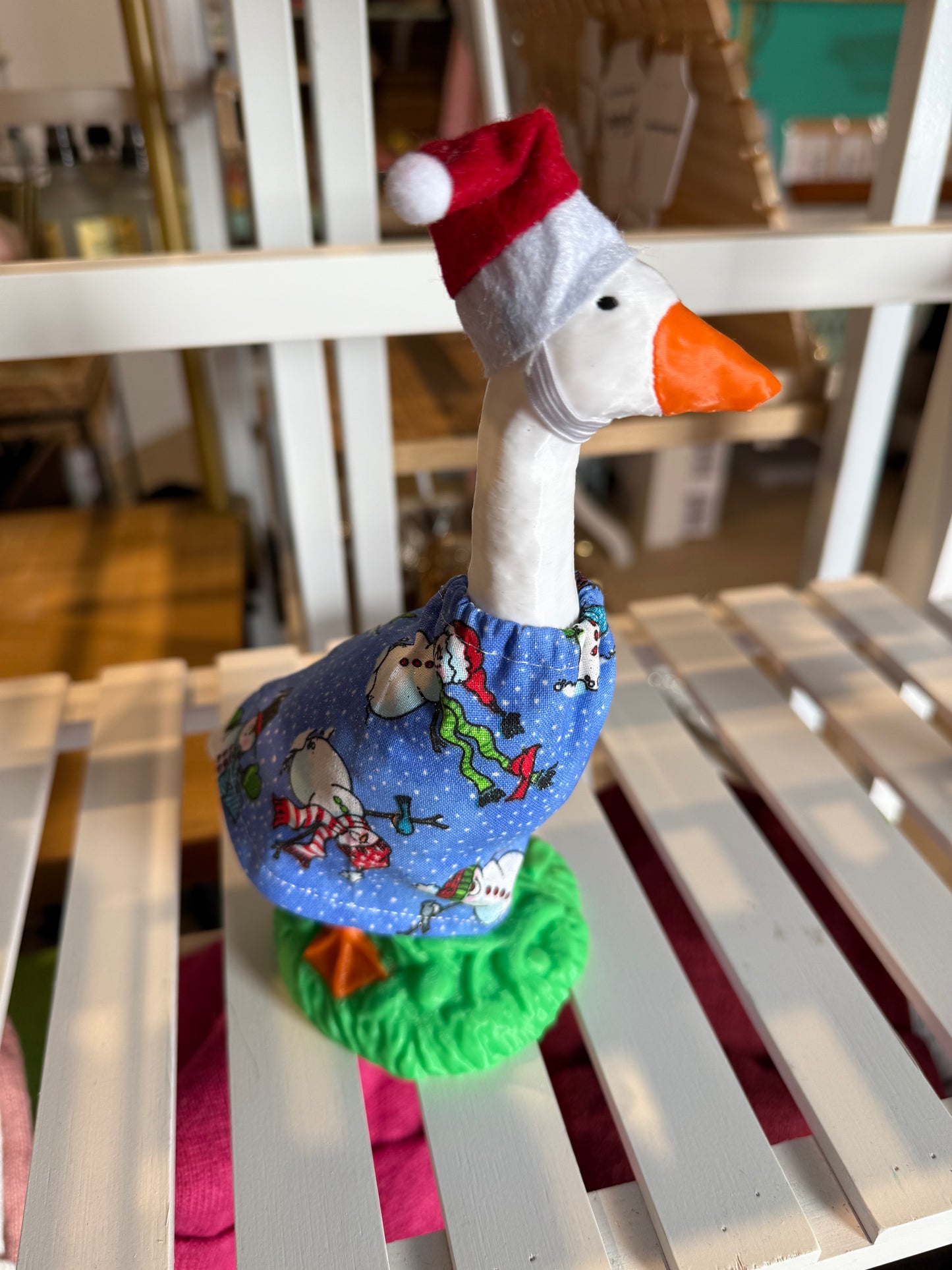 Desk Goose 7" - OUTFIT ONLY