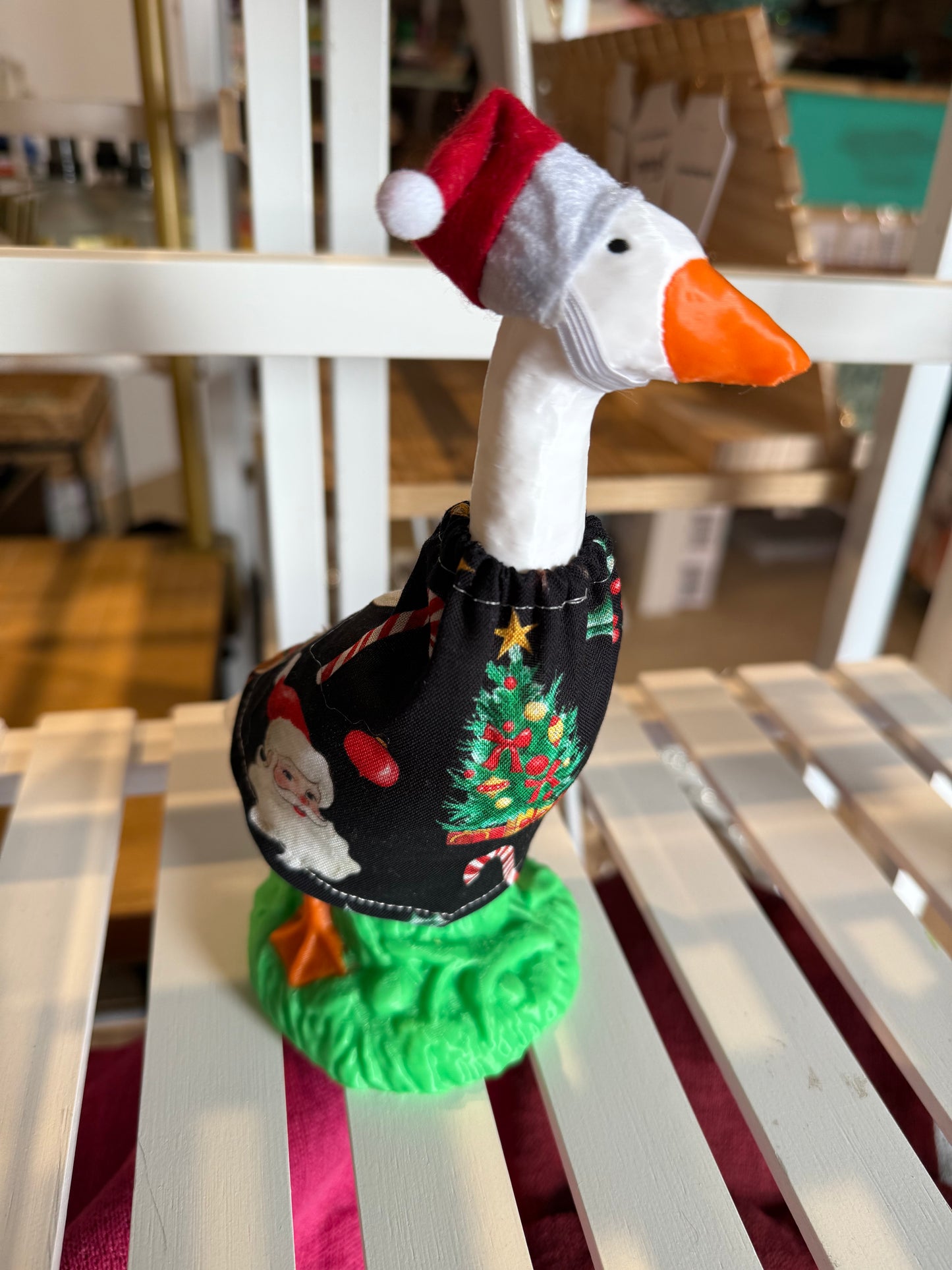 Desk Goose 7" - OUTFIT ONLY