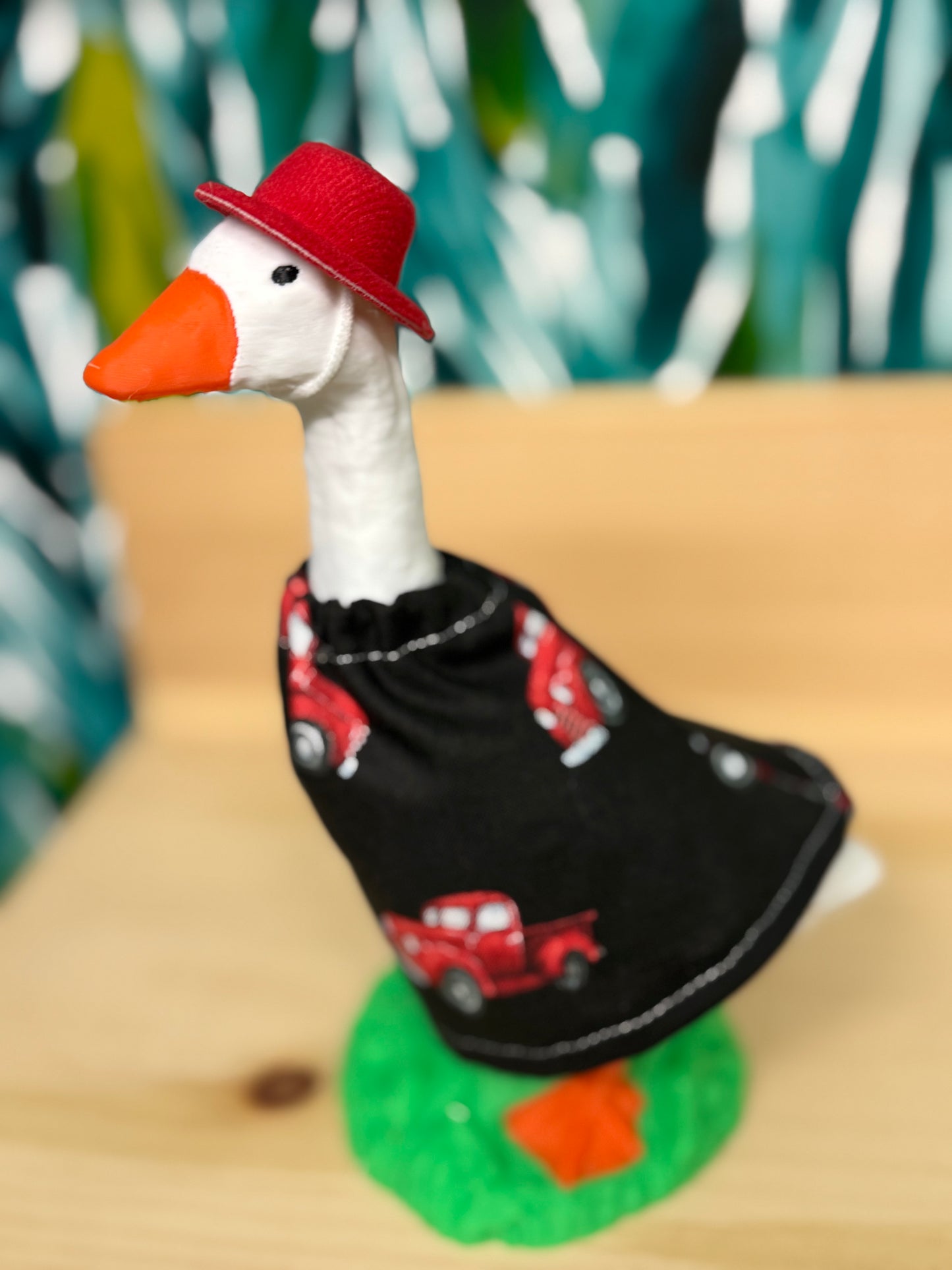 Desk Goose 7" - OUTFIT ONLY