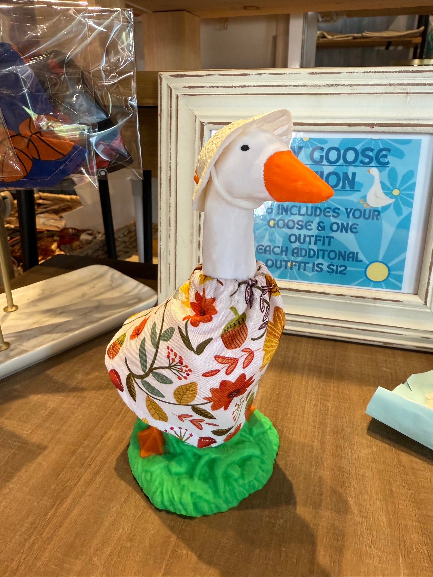 Desk Goose 7" - OUTFIT ONLY