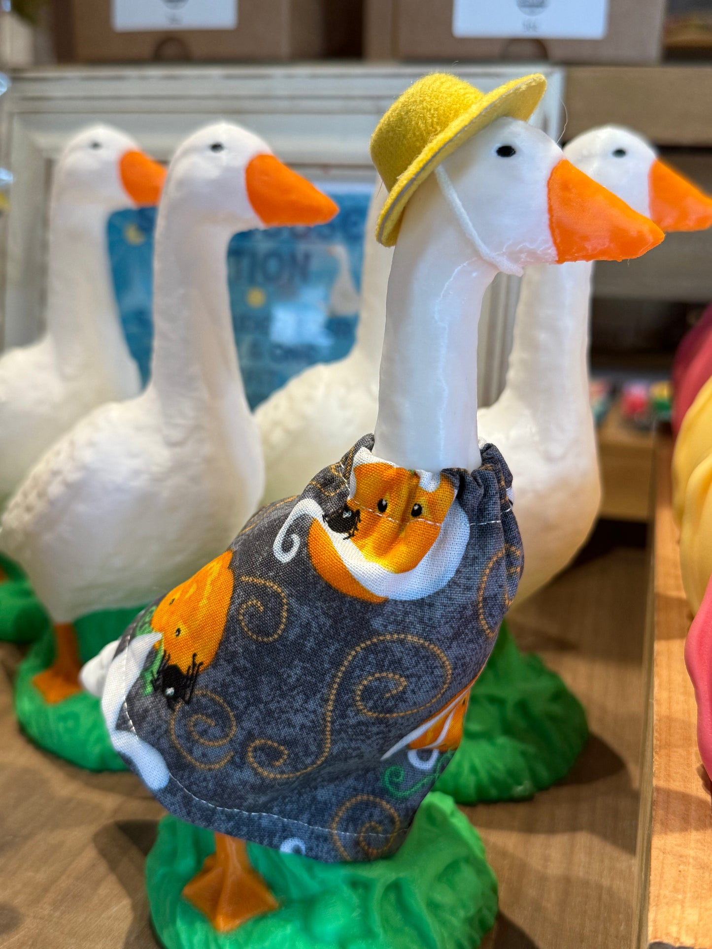 Desk Goose 7" - OUTFIT ONLY